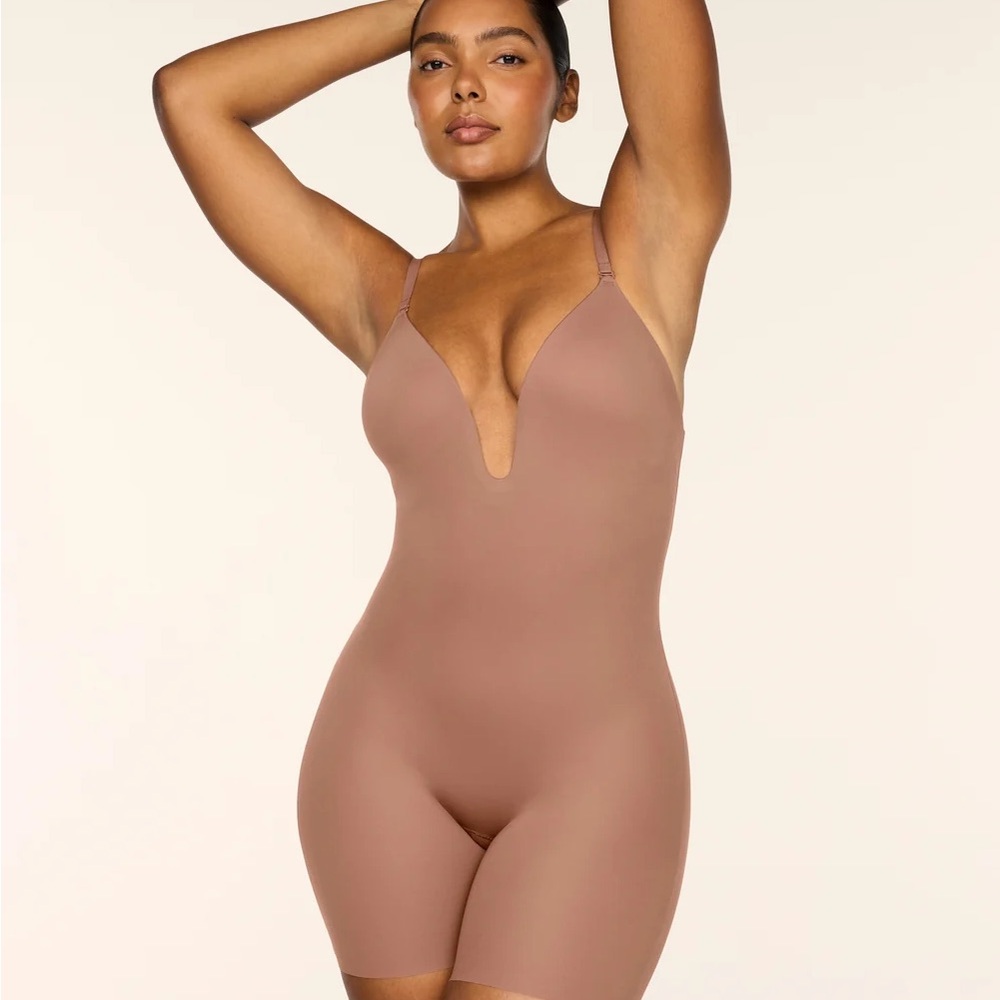 SPANX Sculpting Plunge Bodysuit in Taupe